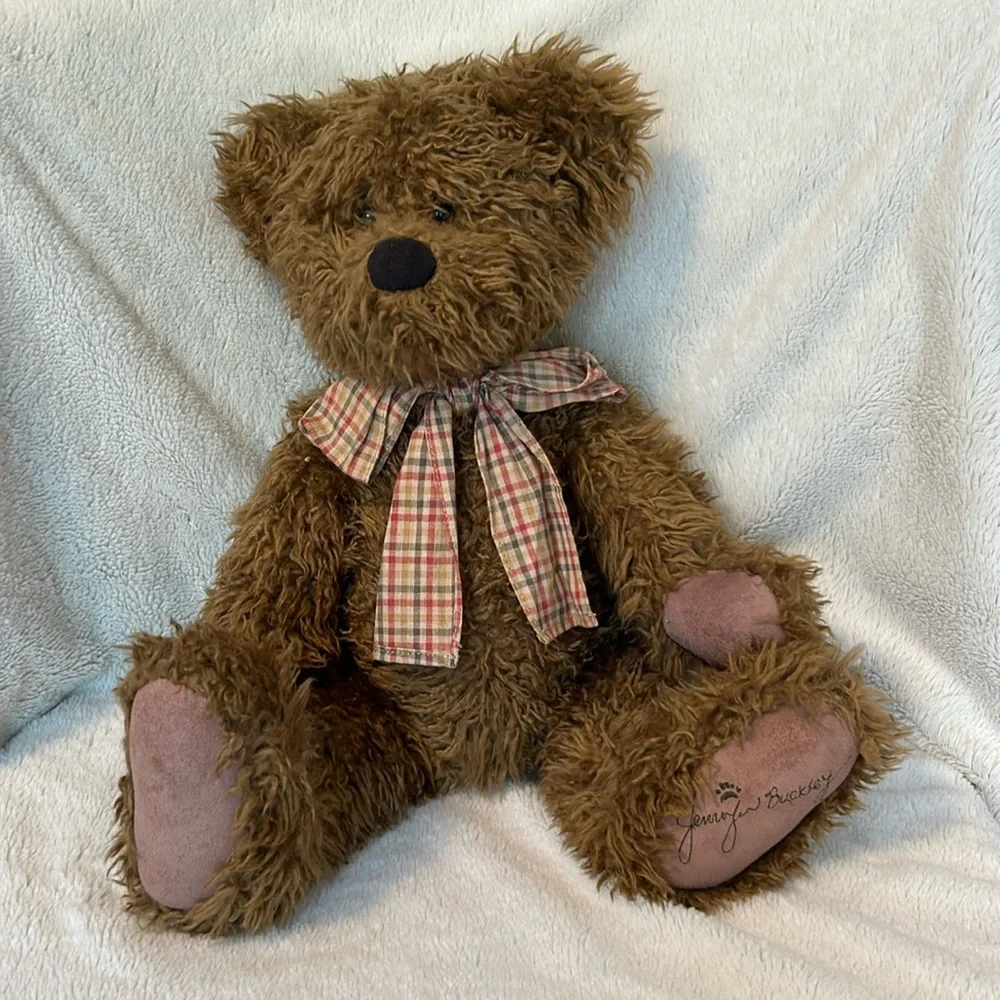 JENNIFER BUCKLEY SIGNATURE BOYDS BEAR